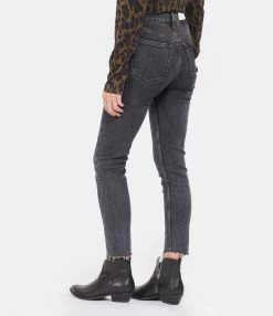 RE/DONE Jean 90s High Rise Ankle Crop Denim Noir 8 RE/DONE Jean 90s High Rise Ankle Crop Denim Noir -Boutique UGG unnamed file 1034