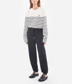AMI PARIS Jogging Unisexe Ami De Cœur Coton Biologique Noir 8 AMI PARIS Jogging Unisexe Ami De Cœur Coton Biologique Noir -Boutique UGG unnamed file 1214