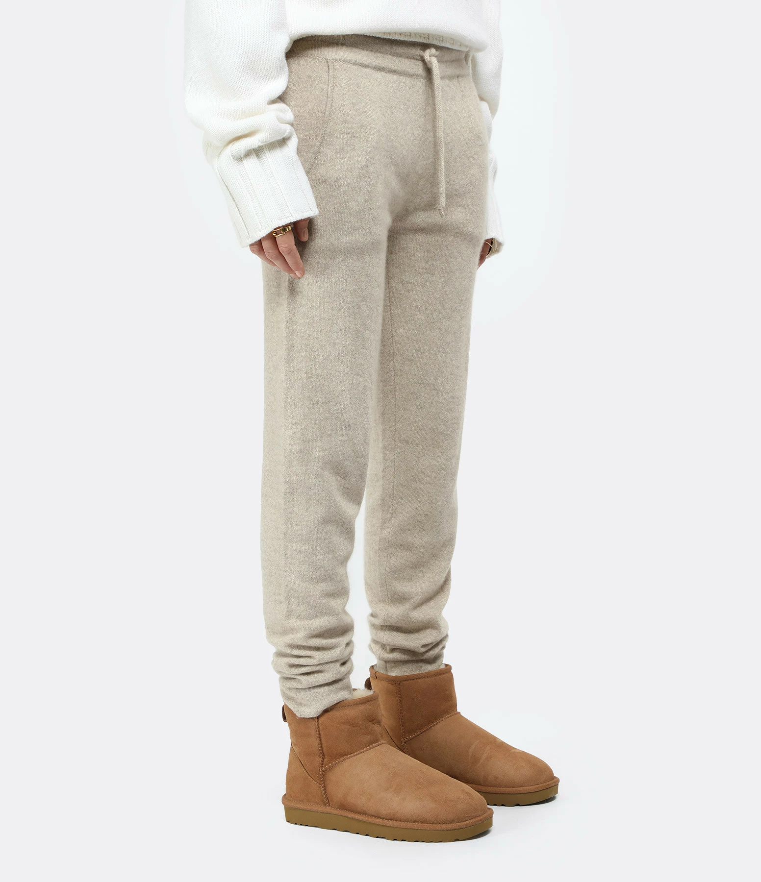 KUJTEN Jogging Joggy Cachemire Beige 4 KUJTEN Jogging Joggy Cachemire Beige - Image 4