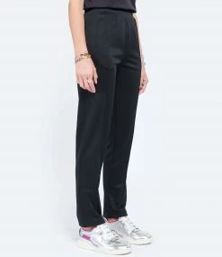 NEWTONE Jogging Velvet Noir 8 NEWTONE Jogging Velvet Noir -Boutique UGG unnamed file 1525