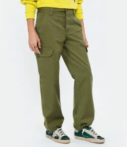 A.P.C. Pantalon Cargo Ninety Coton Kaki, Collaboration A.P.C X Jane Birkin 7 A.P.C. Pantalon Cargo Ninety Coton Kaki, Collaboration A.P.C X Jane Birkin -Boutique UGG unnamed file 1653