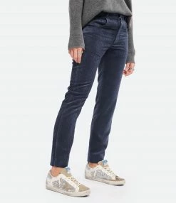ISABEL MARANT Pantalon Meeroya Bleu Nuit 8 ISABEL MARANT Pantalon Meeroya Bleu Nuit -Boutique UGG unnamed file 1776