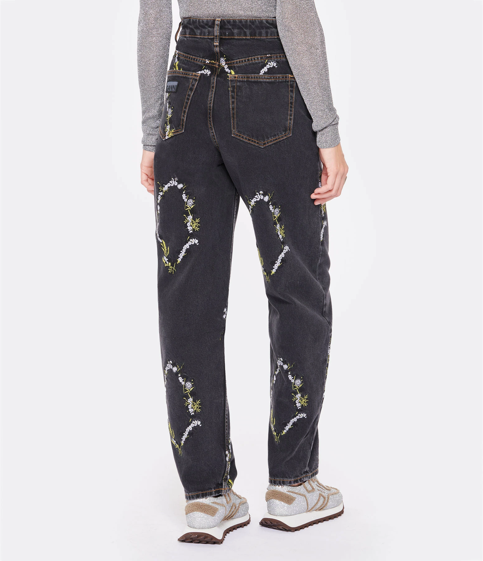GANNI Pantalon Denim Organique Broderies Noir Délavé 4 GANNI Pantalon Denim Organique Broderies Noir Délavé - Image 4