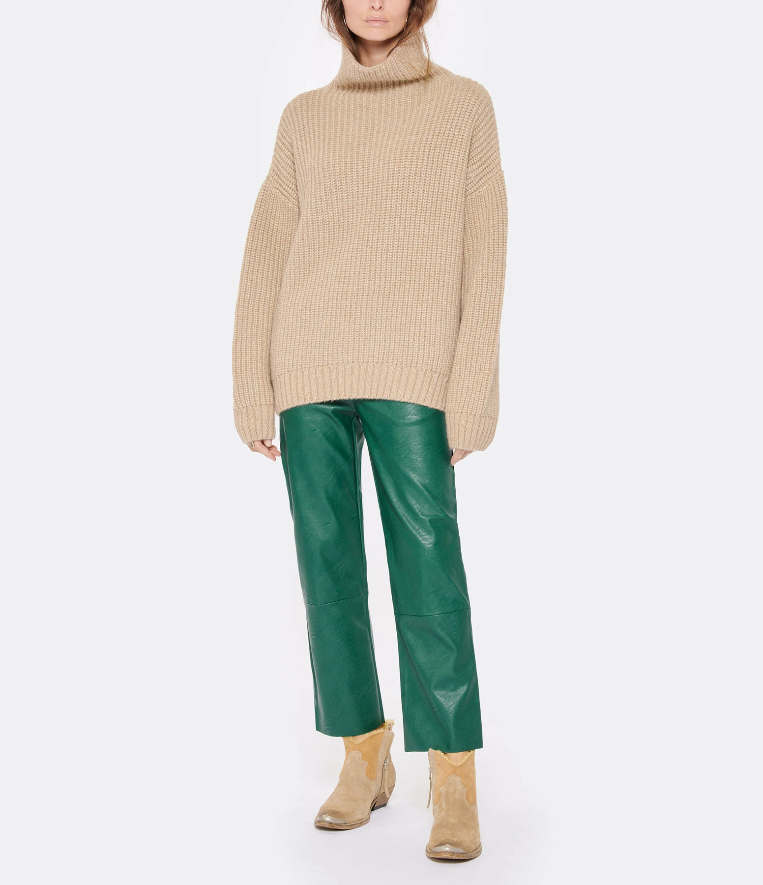 MAEVY MOUVEMENT LIBRE Pantalon Cuir Vegan Vert Bouteille 3 MAEVY MOUVEMENT LIBRE Pantalon Cuir Vegan Vert Bouteille - Image 3