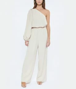 ELOAB Combinaison-Pantalon Yaffa Asymétrique Beige 6 ELOAB Combinaison-Pantalon Yaffa Asymétrique Beige -Boutique UGG unnamed file 2290