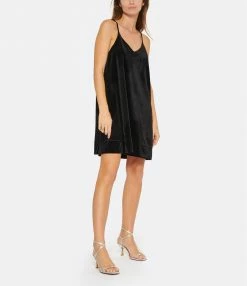 ELOAB Robe Aleph Noir 6 ELOAB Robe Aleph Noir -Boutique UGG unnamed file 2418