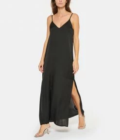 ELOAB Robe Mia Noir -Boutique UGG unnamed file 2833