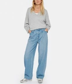 MOTHER Jean The Pleated Fun Dip Puddle Denim Nothing Else Like It -Boutique UGG unnamed file 289