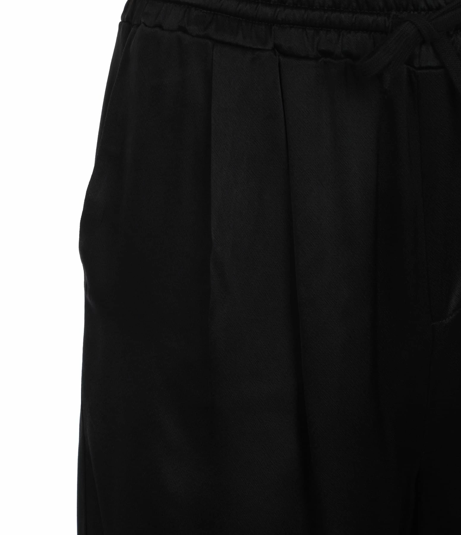 JEANNE VOULAND Bermuda Hero Satin Noir 2 JEANNE VOULAND Bermuda Hero Satin Noir - Image 2