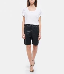 JEANNE VOULAND Short Geronimo Loose Similicuir Noir 9 JEANNE VOULAND Short Geronimo Loose Similicuir Noir -Boutique UGG unnamed file 3388