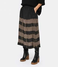 NOUS Jupe Alice Taupe -Boutique UGG unnamed file 3587