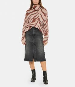 AMI PARIS Jupe Crayon Coton Denim Noir Usé -Boutique UGG unnamed file 3734