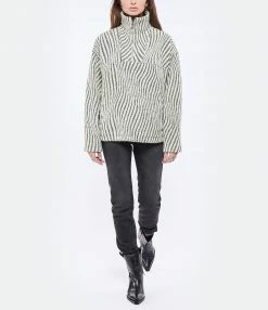 AMI PARIS Jean Droit Denim Noir Délavé 12 AMI PARIS Jean Droit Denim Noir Délavé -Boutique UGG unnamed file 706